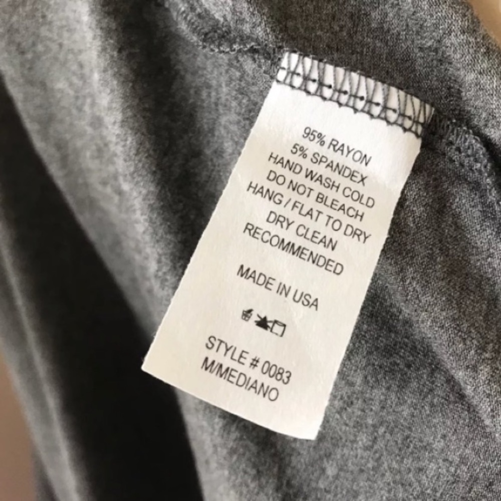 Isaac Liev Cold/Open Shoulder V Neck Medium - Picture 7 of 8